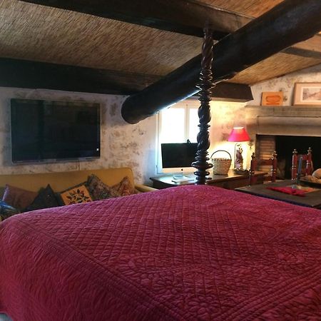 Ampus La Sangliere Bed & Breakfast エクステリア 写真